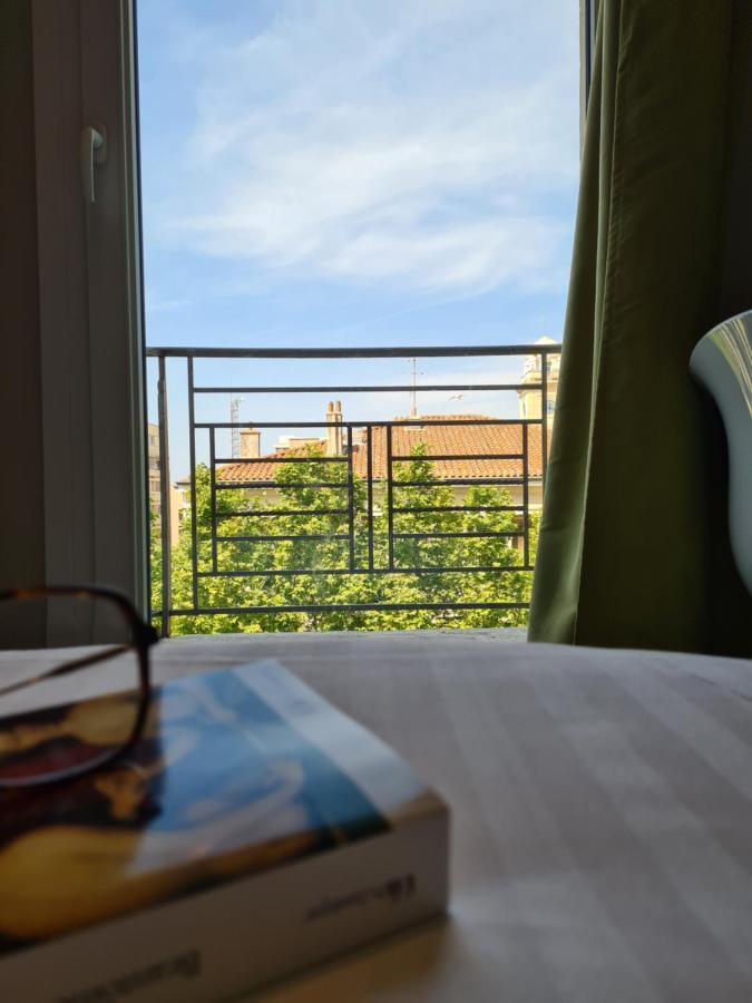 Hotel Amiraute تولون المظهر الخارجي الصورة